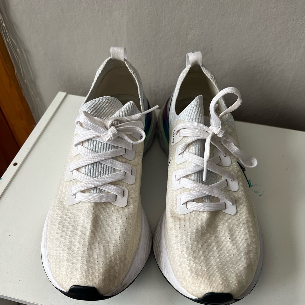 Nike React Infinity Run Flyknit Shoe Size 10 - image 3